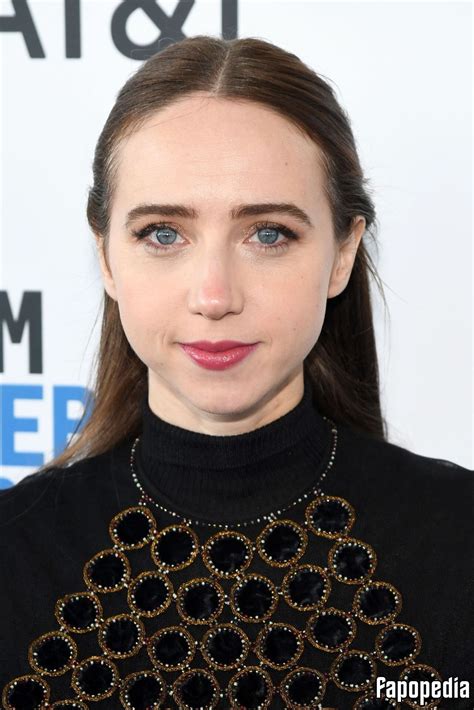 zoe kazan nude|ZOE KAZAN Nude